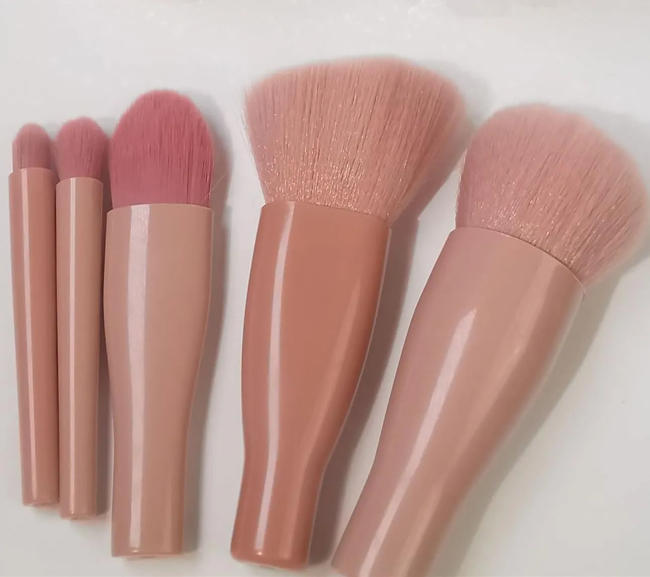 Bling Portable Travel Makeup Brush Set, 5pcs Mini Complete Function Cosmetic Brushes with Storage Box Set (White)