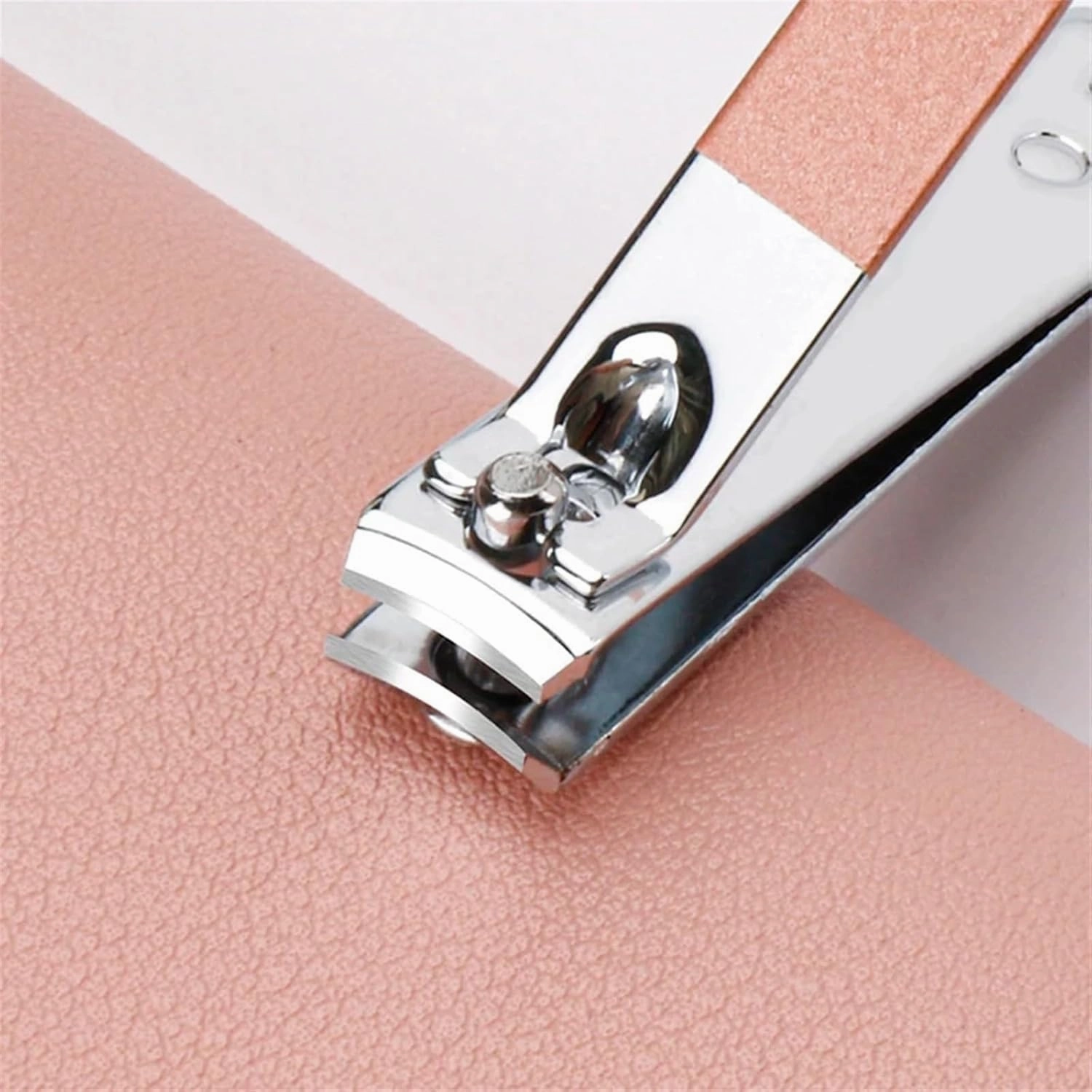 Cuticle Set Nail Clipper Set 7-Piece Nail Clipper Set Complete Set of Household Nail Clippers Manicure and Beauty Tools Portable Nail Clipper Set Care Tools(Pink)