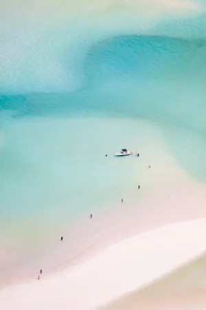Day Trip Whitehaven Beach, Vertical