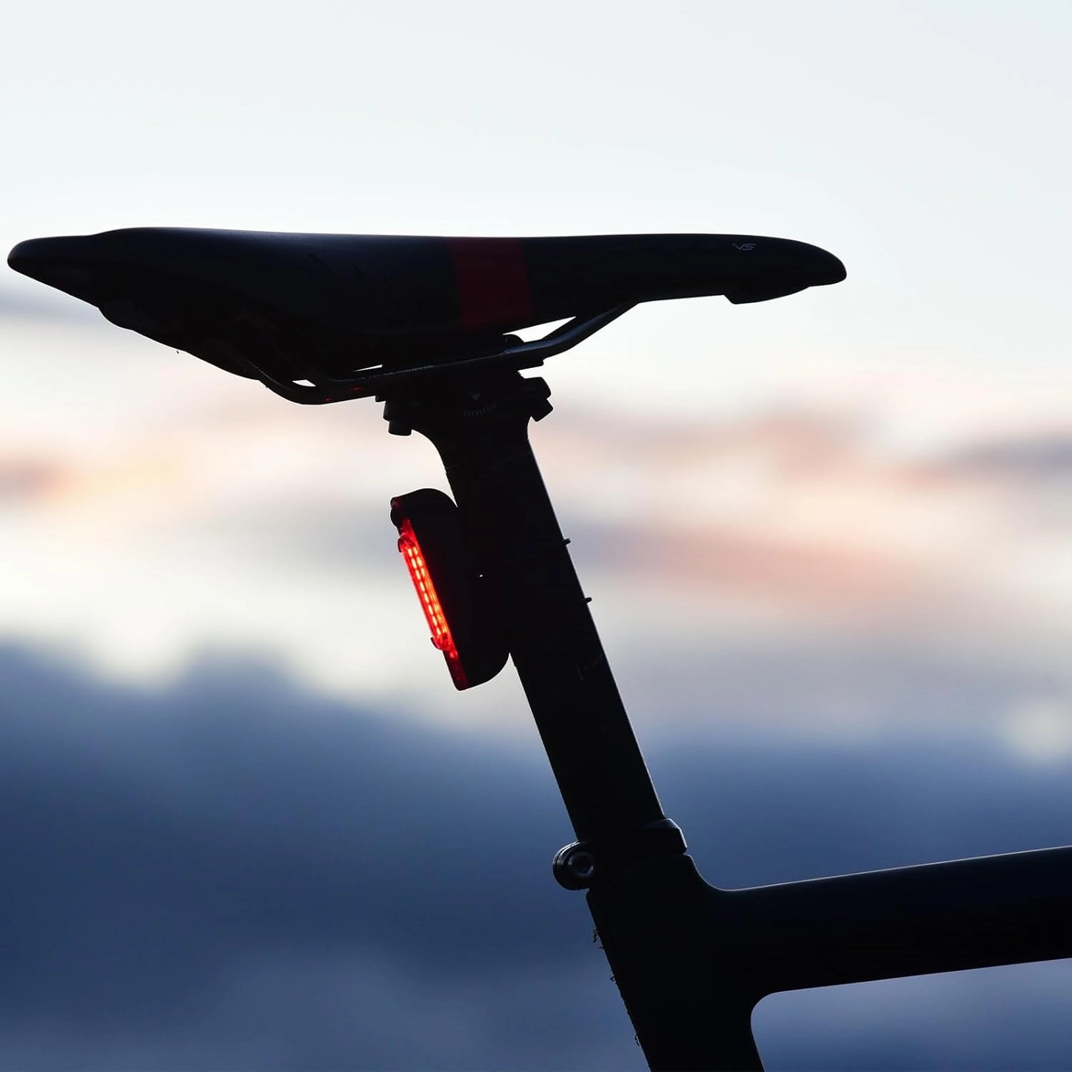 LEZYNE Stick Drive Rear Light - Bicycle USB Rechargeable Durable Weather-Resistant IPX7 White LED Tail Light with 2 Solid & 5 Flash Modes | Magnetic Clip Mount/Seat Clamp Mount | 30/40 Lumens