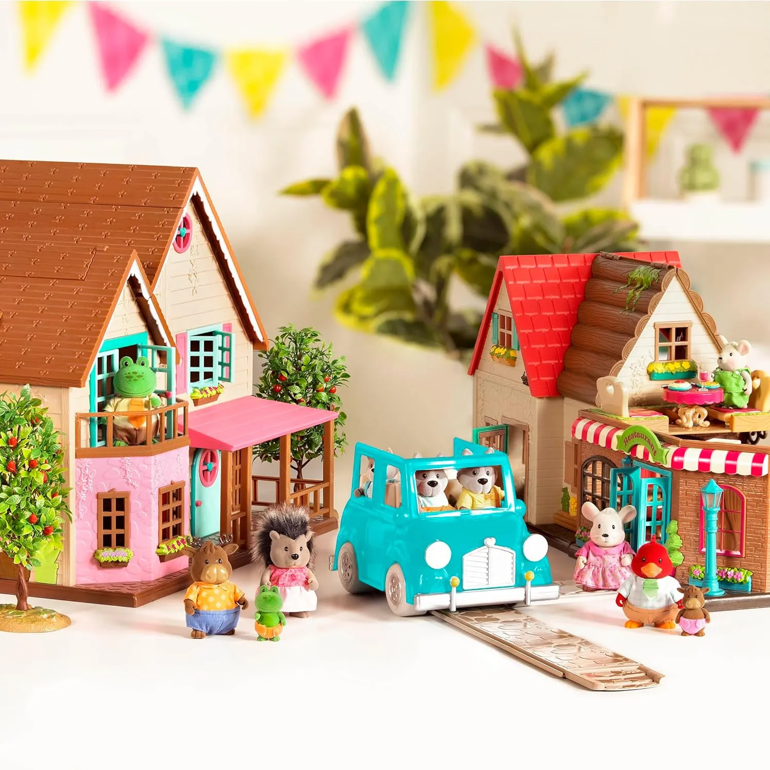 Li’l Woodzeez – Pass-The-Pasta Restaurant – Dollhouse Playset with Furnitures & Accessories – Pretend Play Toy for Kids Age 3 