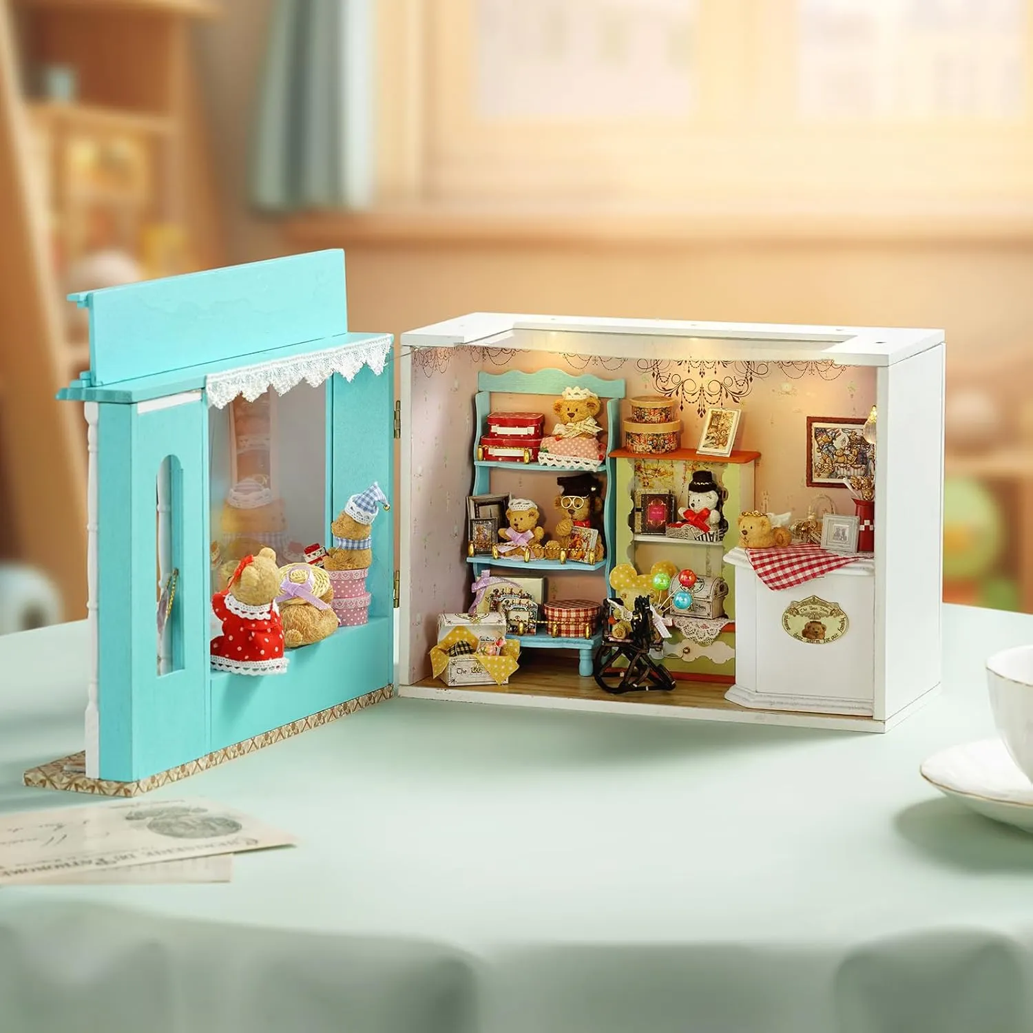Spilay DIY Miniature Dollhouse Kit with Wooden Furniture, Dust Cover, and LED DIY Dollhouse Kit, Handmade Crafts, Birthday, Christmas, and Valentine's Day Gifts