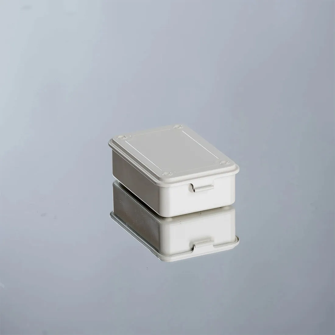 TOYO Trunk Shape Toolbox T-150