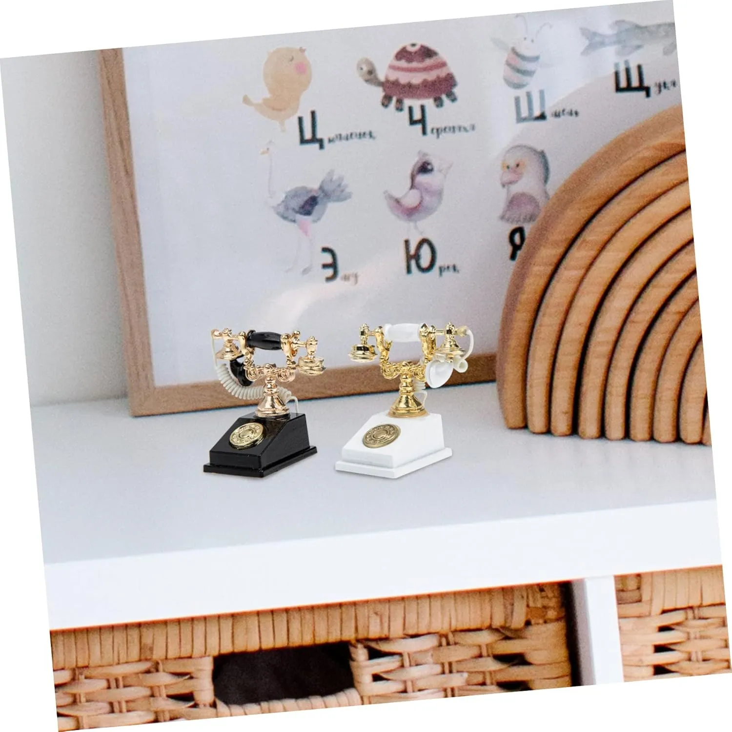 VANZACK 3sets Mini Retro Desk Phone Metal Material Miniature Phone DIY Furniture Accessory Boys and Girls Toy 2pcs*3