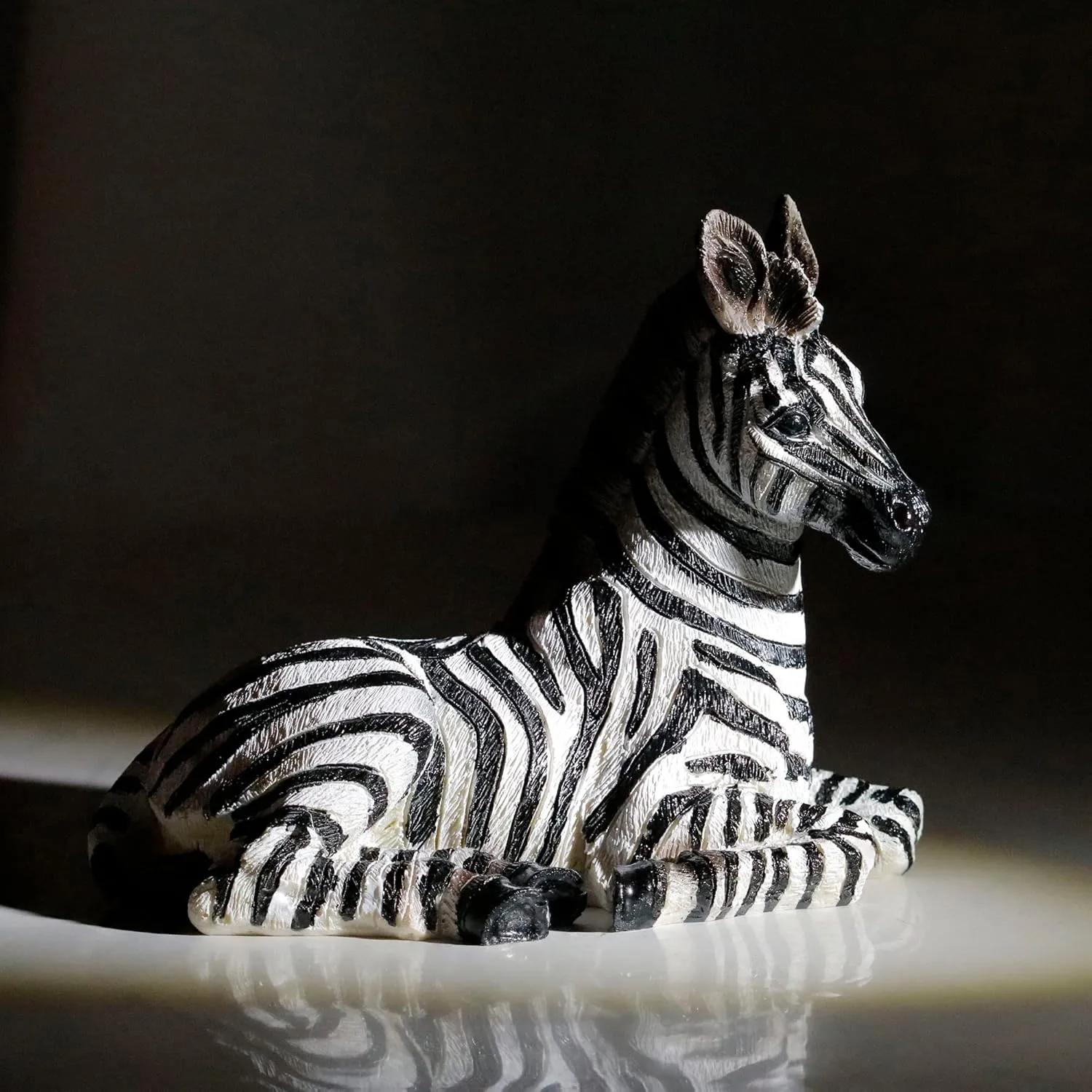 Zebra Table Sculpture - Resin Figurine - Black, White - African Safari Collectible for Bedroom, Living Room, Office, Bookshelf, Mantel, Entryway, Foyer, Nursery